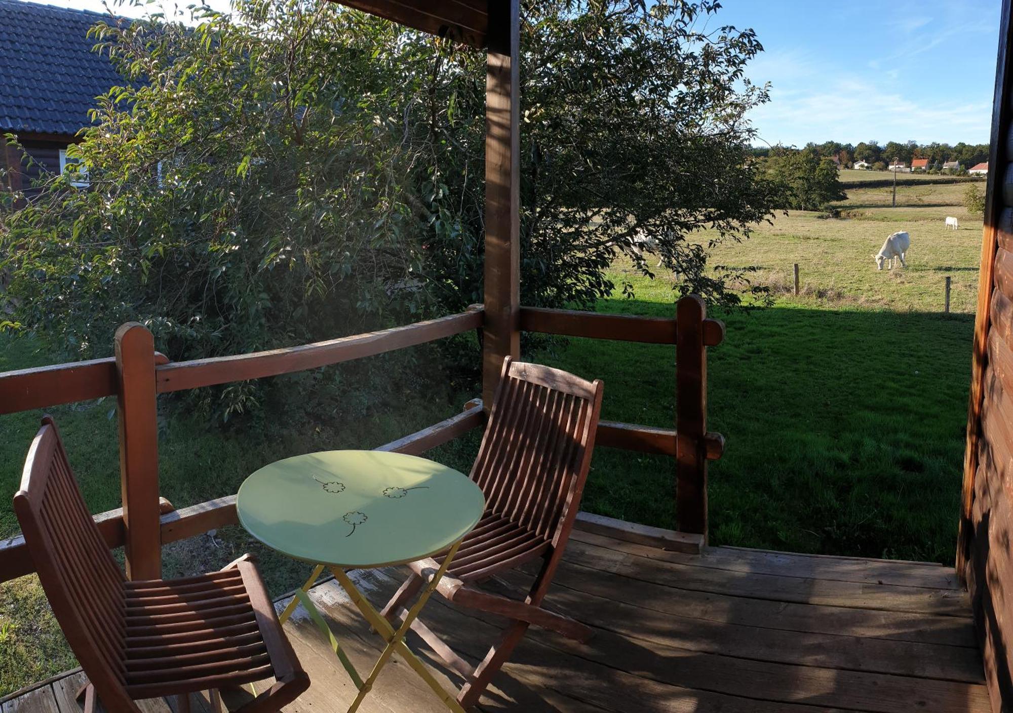 Chalets Etang Sur Arroux Extérieur photo