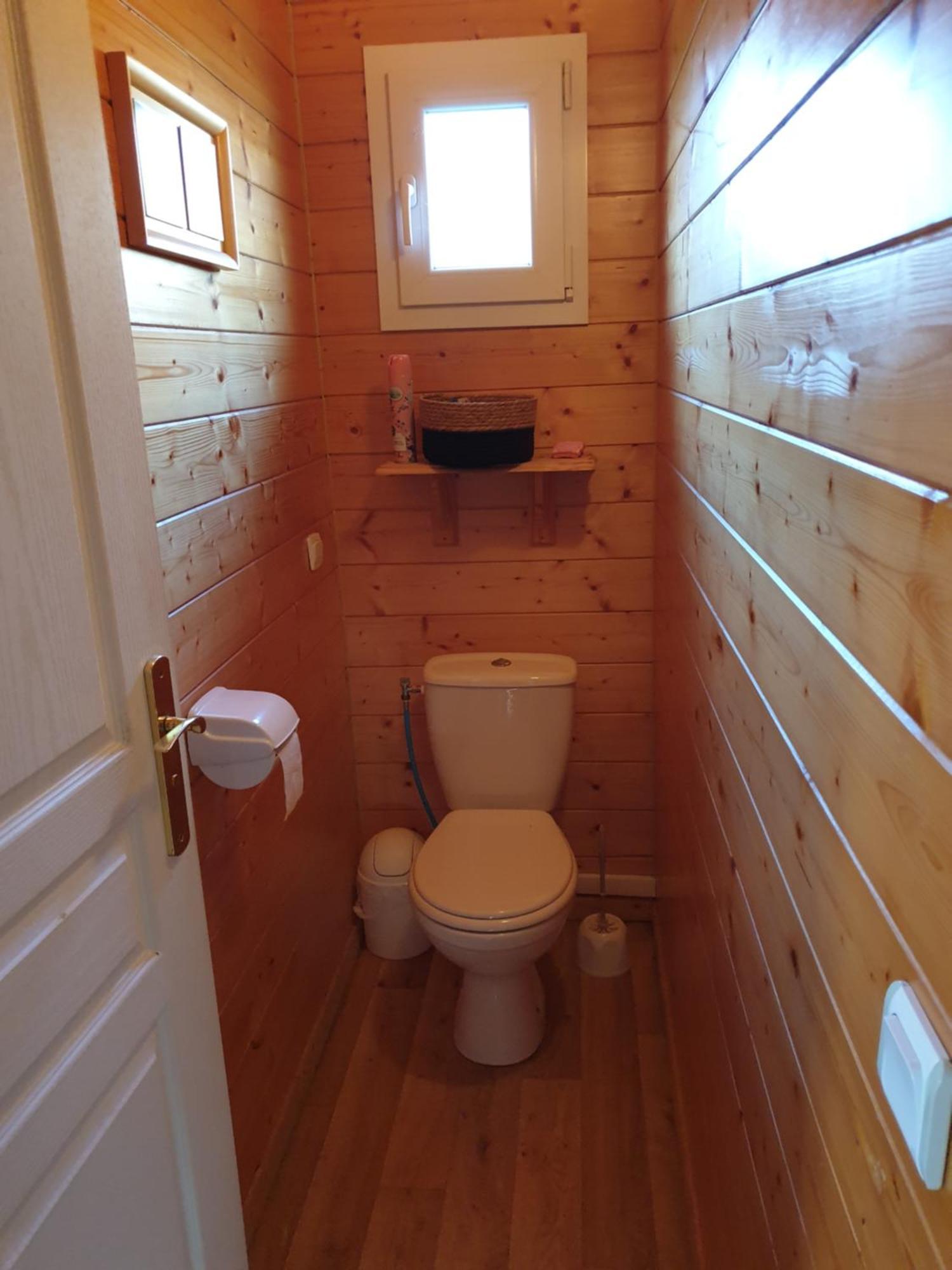 Chalets Etang Sur Arroux Extérieur photo