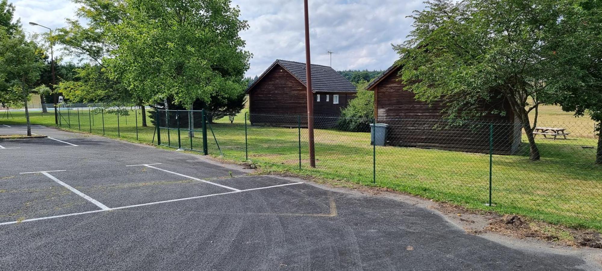 Chalets Etang Sur Arroux Extérieur photo