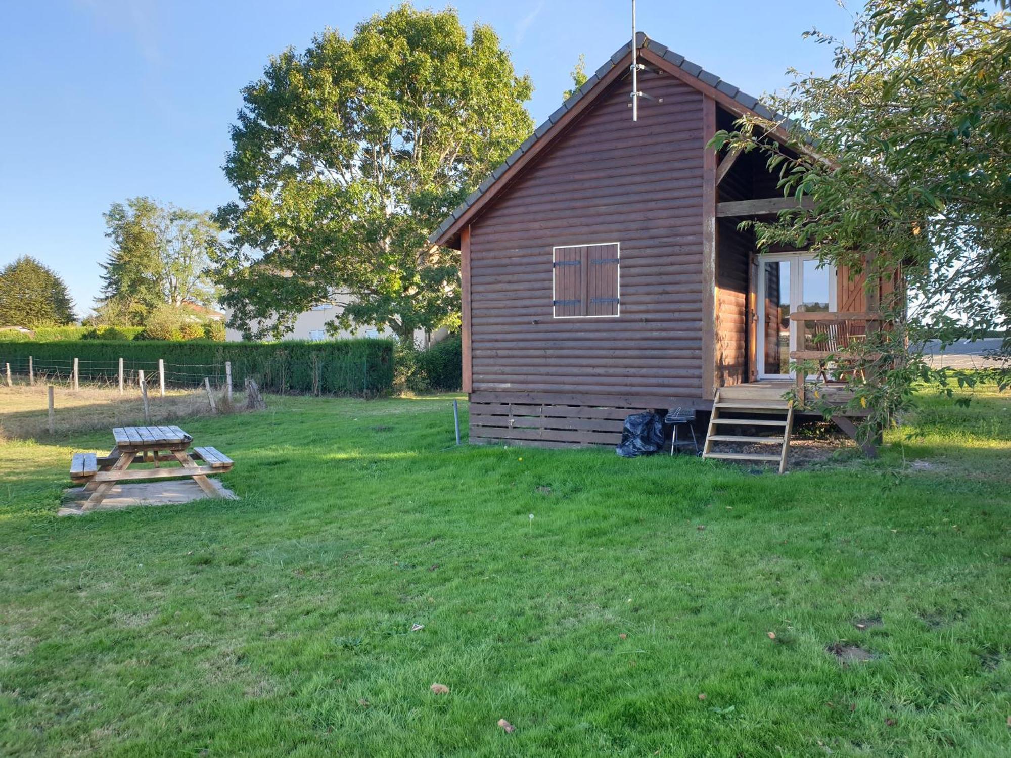 Chalets Etang Sur Arroux Extérieur photo