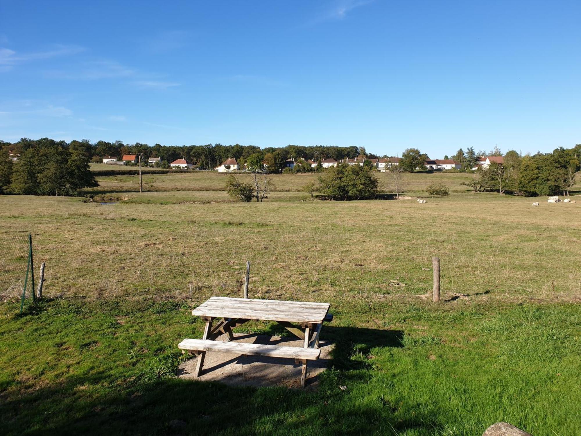 Chalets Etang Sur Arroux Extérieur photo